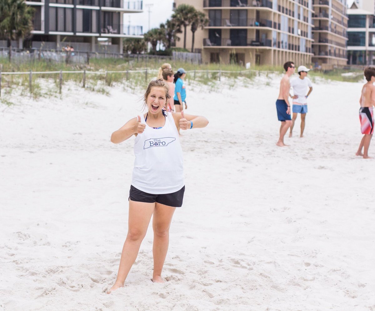 xtreme_conf's tweet photo. Crowder, Hollyn, Newsong, and the beach?! = ππΌ #xtremesummer18 https://t.co/ie1Xx21pIB