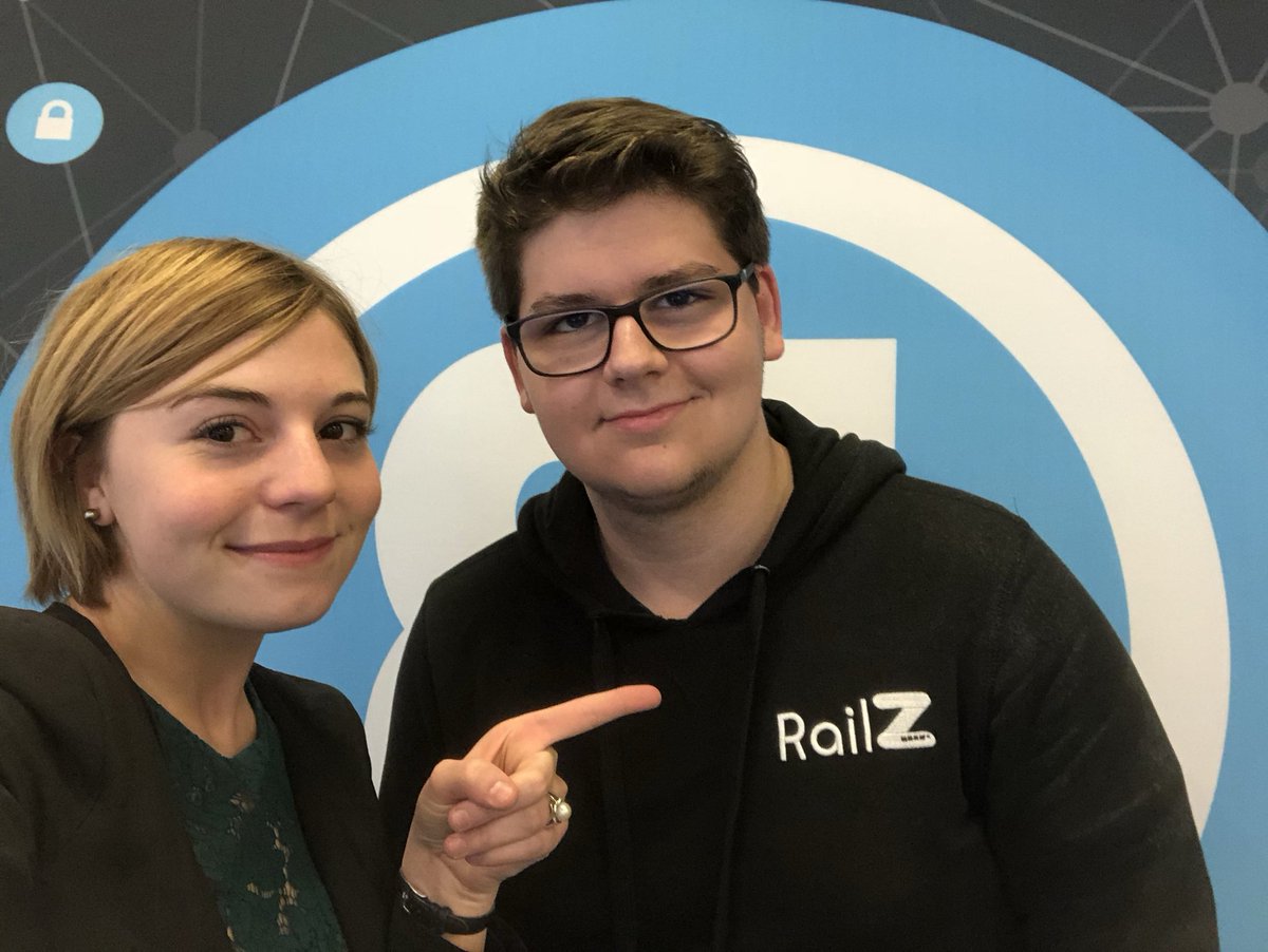 Therealmarinep's tweet photo. Avec @jonathanjeanfr de @RailzApp @EpitechNancy! #epitech #epitechnancy #railz #Bravo https://t.co/G6CJa5A16T