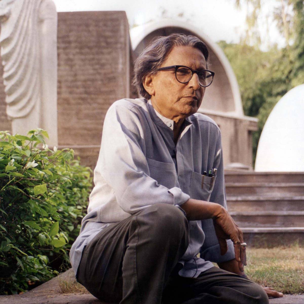 MonterreyEsadi's tweet photo. El arquitecto indio Balkrishna Doshi gana el premio Pritzker!
https://t.co/FtaPbEbc0j
#Materializa #ESADI #Diseñaelcambio #arquitectura #architecture #Pritzker2018 https://t.co/CAVNEWY0sW