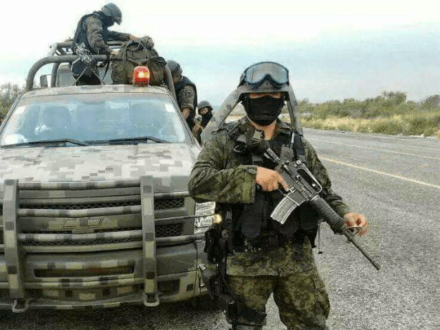 ocdailydigest's tweet photo. New article (EXCLUSIVE — Photos Appear to Show Mexican Military Associating with Cartel) has been published on Orange County Daily Digest - https://t.co/q7kouRumCY https://t.co/5yYttg0QLE