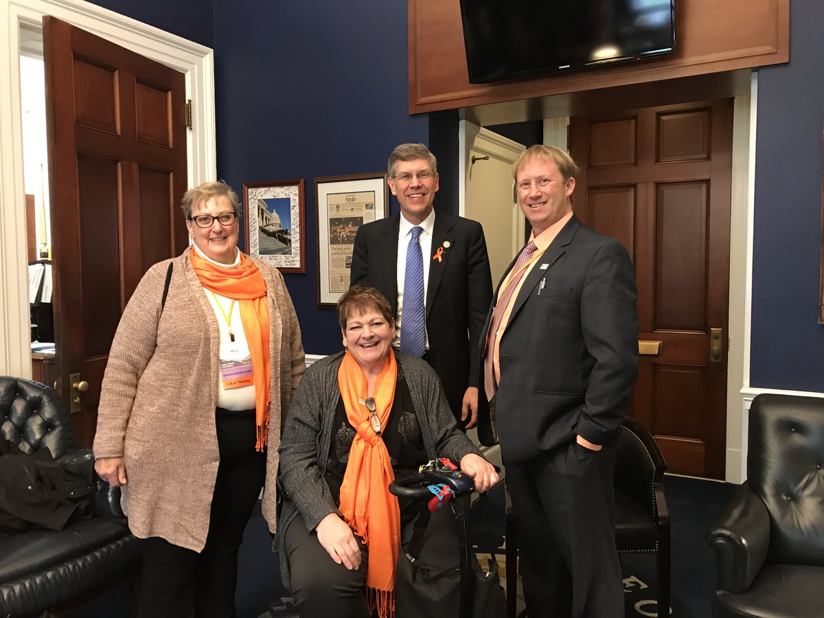 ErikPaulsen's tweet photo. Thanks to the @mssociety and your Minnesota members for stopping by to talk about rare disease funding https://t.co/Sxv3NmsXsO