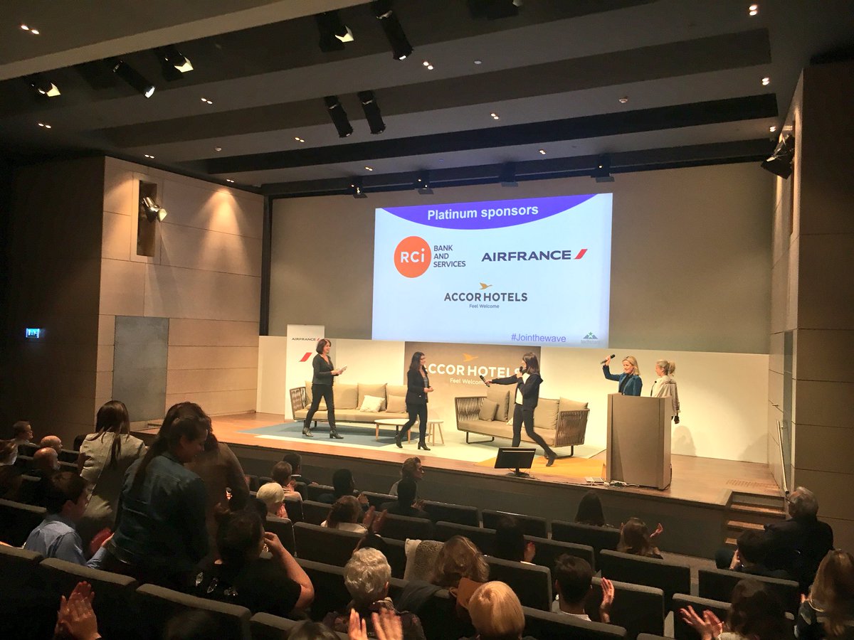 AFnewsroom's tweet photo. Ce soir c'est la grande finale du @GSWWomenParis !🚀🇫🇷
Très fiers de nous associer à cet évènement unique et porter haut les couleurs de l'entrepreneuriat au féminin !
#globalSWWomen #jointhewave https://t.co/Dggxp5yqmp