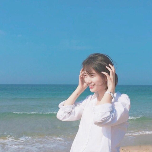 hallyuhavenph's tweet photo. ✨#handpickedhallyu kpop-fashion inspired vintage finds l a u n c h i n g s o o n✨

EXPECT:

🌻one-of-a-kind pieces
🌻light cloth material
🌻neutrals and subtle patterns
🌻basics and minimalism
🌻everything BELOW P500

#baesuzy #수지 https://t.co/UJXA9ltILd