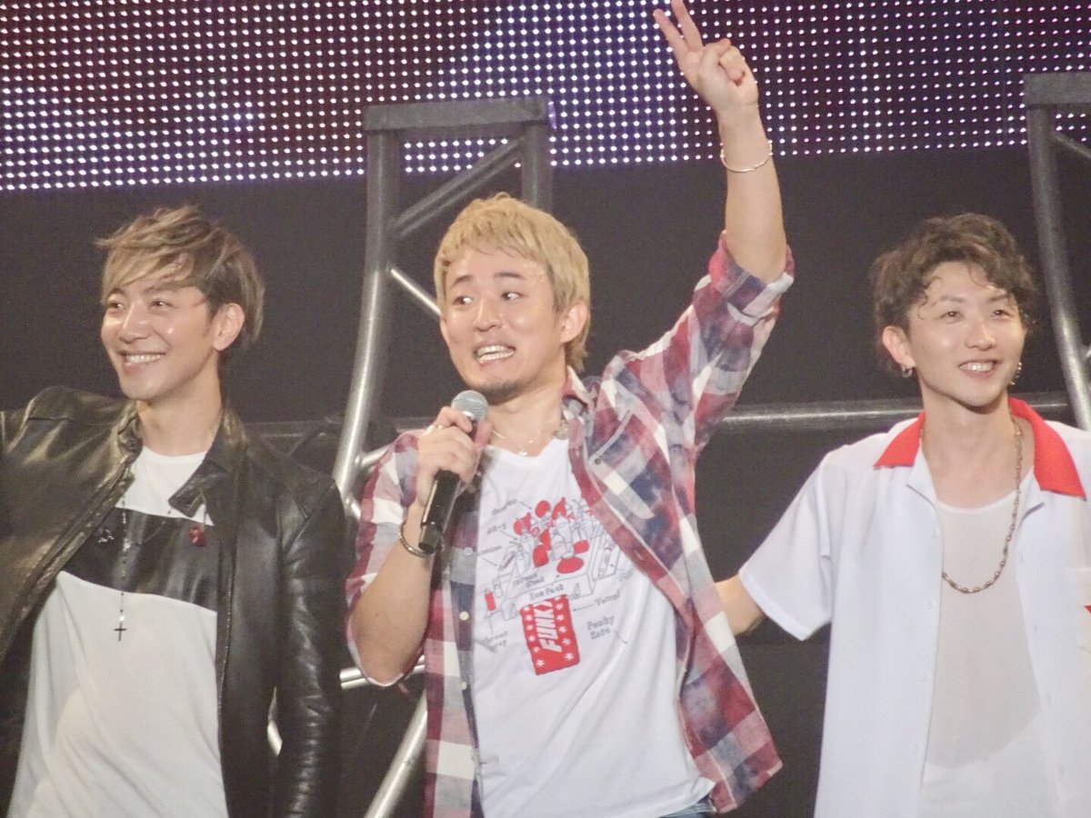 natsukobito's tweet photo. 今更。という感じですが、八王子LIVE行っていました♡
都まんじゅう買えなかったのが心残り(T ^ T)
でも久しぶりの八王子楽しかった♡
満喫!!
幸せな時間をありがとうーー!!
幸せのお裾分け♡
みんなへ届けー!!
#ILIVEYOU2018 https://t.co/yrYYIW6lU2