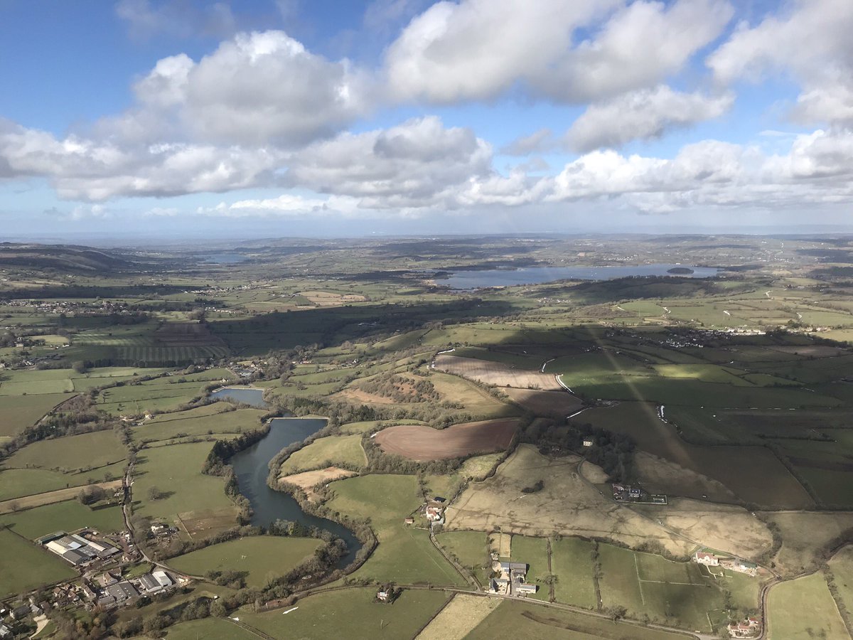 CaptPaulWhite's tweet photo. Goodbye stormy skies as we head to Weston-Super-Mare be with you soon @HeliCollections #flytogether #funtofly #helicopter #musuems #westonsupermare https://t.co/CQIPf0LU68