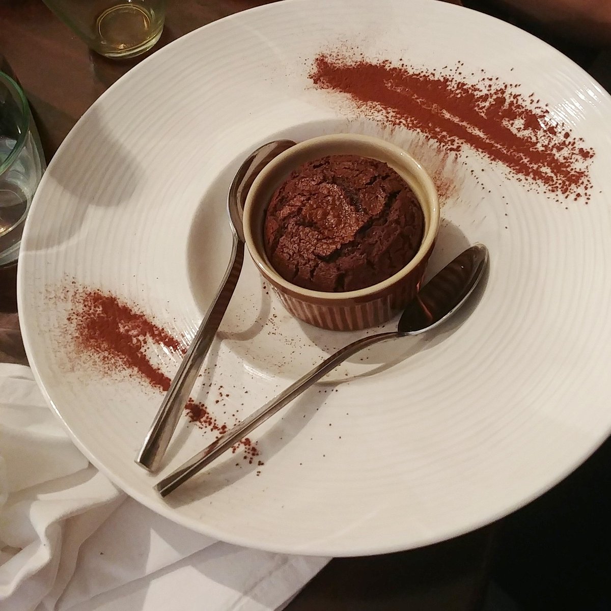 VirginieBichet's tweet photo. Terminer les vacances dans LE restaurant préféré de toute la famille
Chez @geppettoalex
🇮🇹
#restaurant #nice #chocolate #niceforever #nicefrance #foodgasm #foodpic #foodporn https://t.co/F5fyidPrXg
