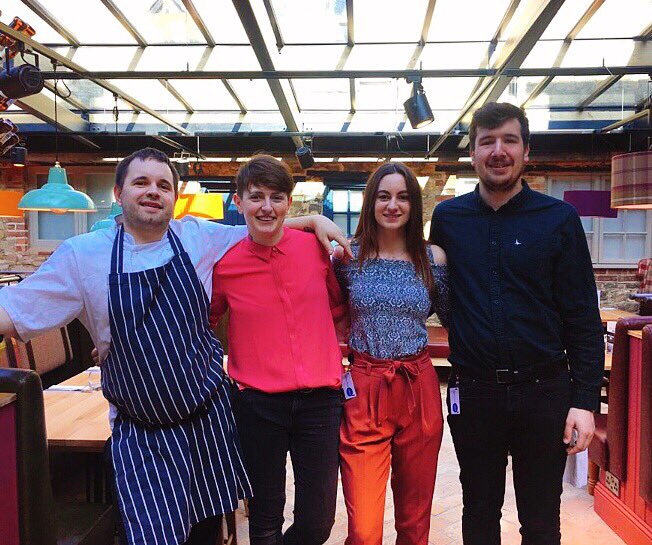 We are looking for FULL TIME enthusiastic &amp; bubbly floor members to join our herd 🐮
Please drop a cv to Ana.semutenko@charleswells.co.uk if you fancy working with a fun loving &amp; dedicated team in a thriving #pub &amp; restaurant 🍽🍻 #recruitment