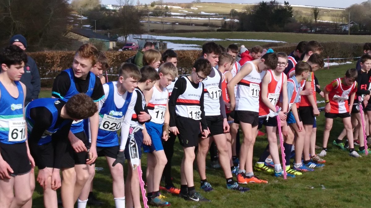YBA_PE's tweet photo. Morgan Bagnall ready for his race @YsgolBrynAlyn #welshvest https://t.co/QU6DHT9iT9