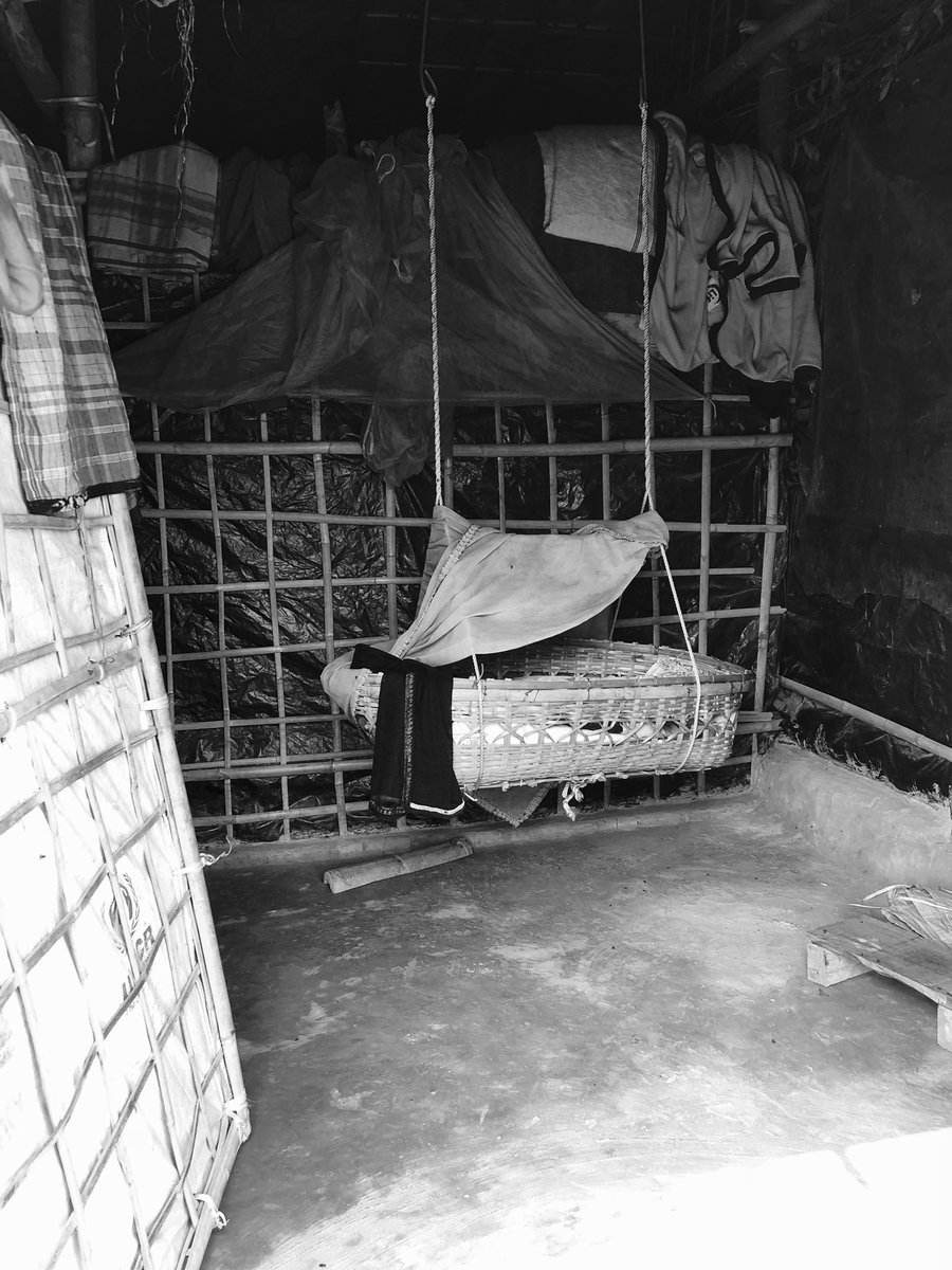 jaivir_s's tweet photo. Having recently visited #Rohingya #refugee #Camps , this image says so much about the need for a lasting solution to a #Crisis that seems to have no end in sight. @PwC_IN @PwC_LLP @ShyamalM_ @oldfieldrich #WithRefugees #refugee #bangladesh #Myanmar #Refugees #refugeecrisis https://t.co/vBgjcNnHM5