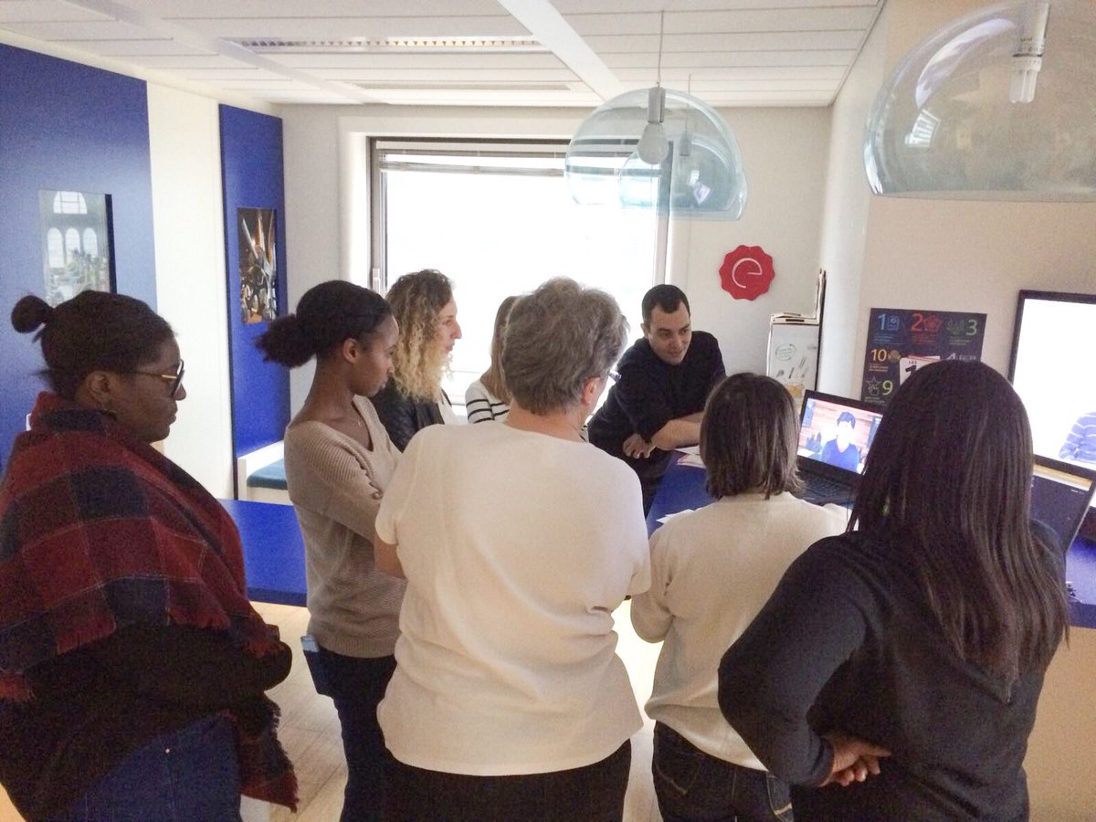 Mariane_Cvn's tweet photo. Comment éviter le #piratage informatique ? Les #etableurs ont conseillé les salariés de l’USR IDF et répondu à leurs questions autour d’un café ☕️ #Digital #collaboratif
Vous êtes intéressés ? Contactez nous 😊 > usridf-etableurs@enedis-grdf.fr https://t.co/GG9NBdEzmC