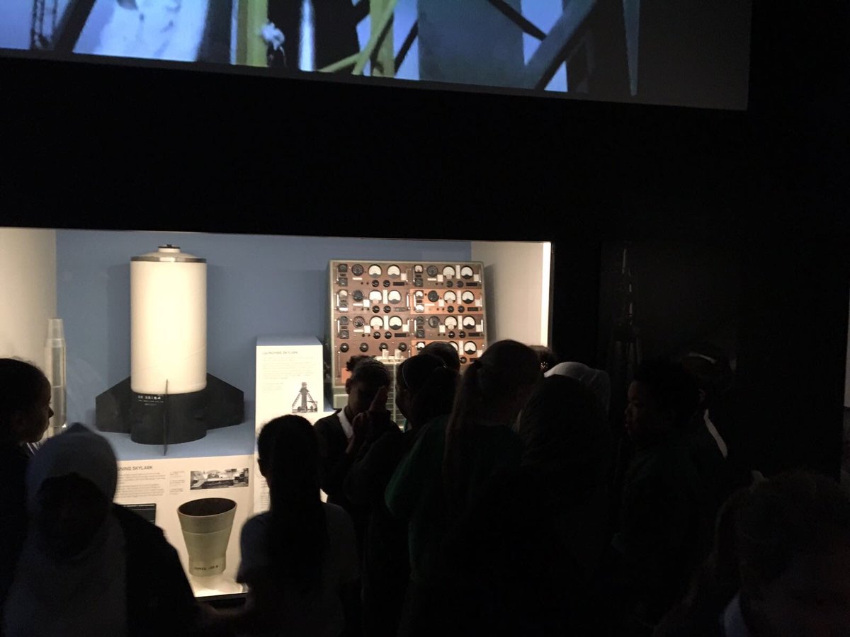 GDPS_TW8's tweet image. Year 5 trip to the @sciencemuseum #forcesinmotion #LegendofApollo #FascinatingForces #inquisitivelearners @MadScienceGroup @The_IPC