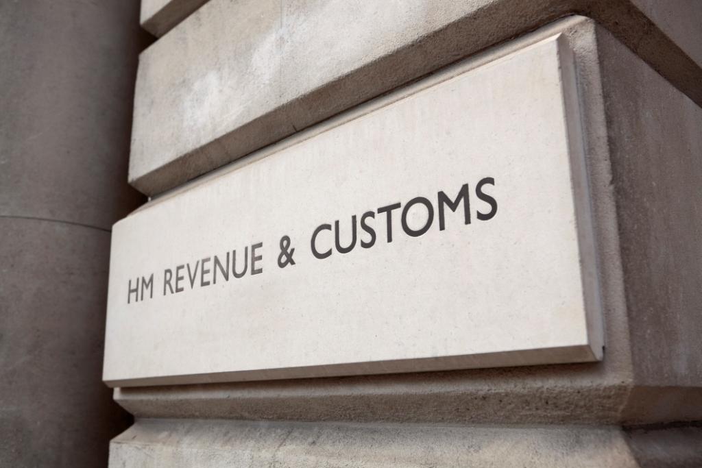 mcbridesllp's tweet image. Anyone with #offshoreassets is being warned by @HMRCgovuk  to make sure they disclose them, or they could face new, tougher penalties ow.ly/YUZv30iNR73