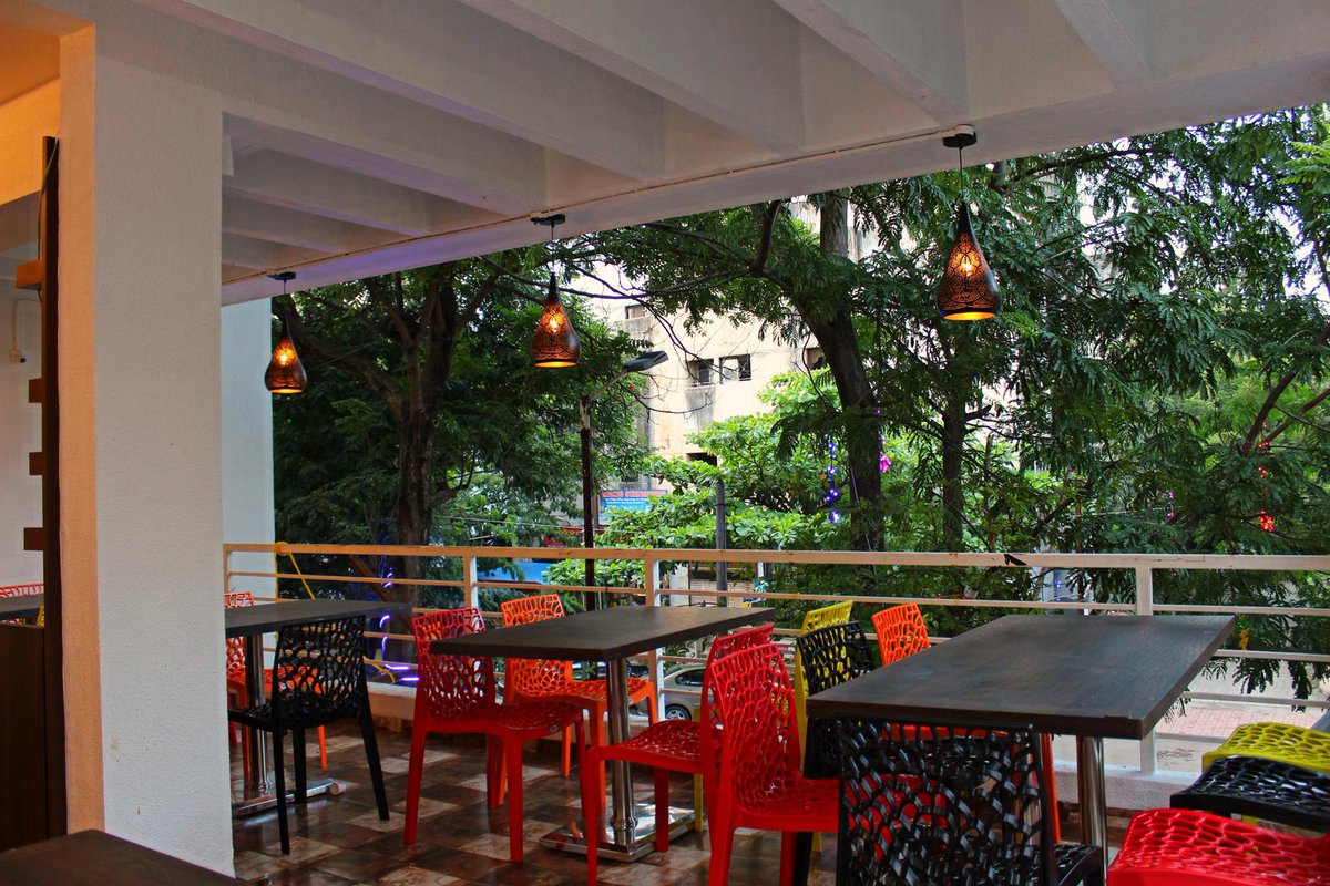 zeeshanrestro's tweet photo. Beautiful Ambiance and Good Food <3 https://t.co/lUfO92v6bl