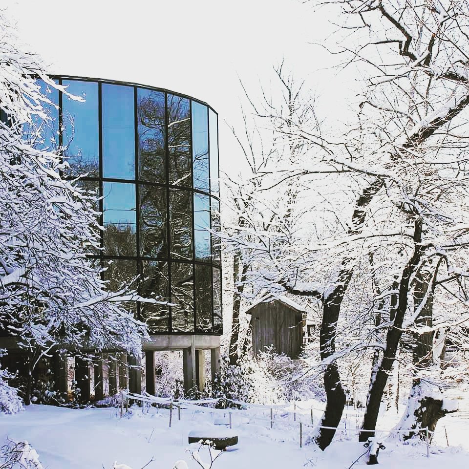 BrandywineMuse's tweet photo. Due to severe weather conditions, the Brandywine River Museum of Art is closed today. Travel safely and check here for updates.
#closedtoday #travelsafely #Brandywinevalley #snowclosing #snowday #severeweather #brandywinerivermuseumofart https://t.co/ECc3EHsQvm