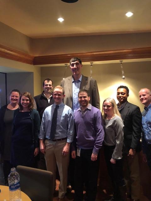 __KWW__'s tweet photo. Fun night at the @WashWizards game including a photo op with George Muresan https://t.co/aCtkNLTdn9