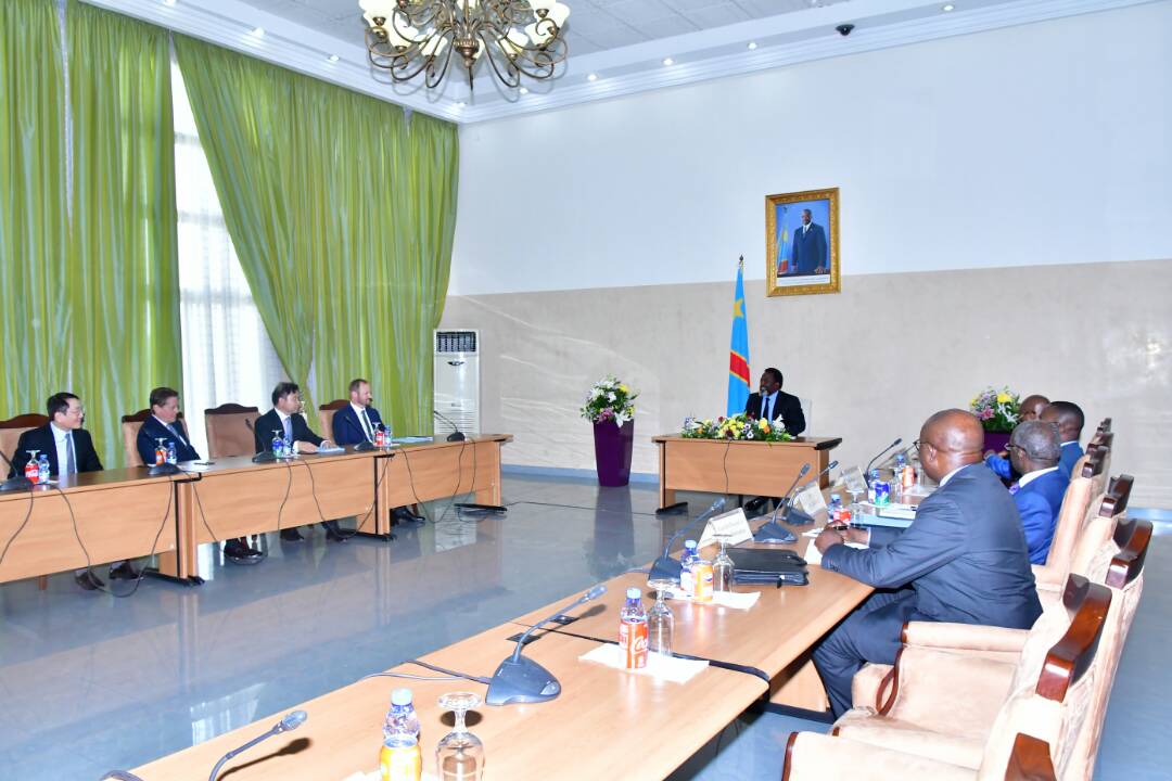 JeanClaudeMwewa's tweet photo. Le Président de la République Joseph #Kabila Kabange reçoit en audience la délégation des miniers opérant en #Rdc, ce mercredi 7 mars 2018 au Palais de la Nation. https://t.co/RP5fSLW6zs