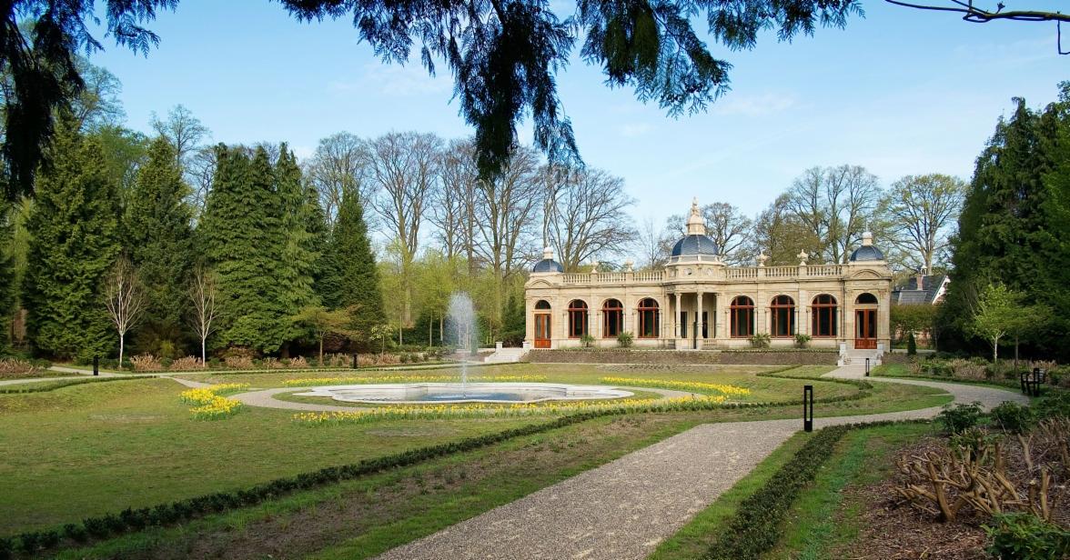 Hydeparkdoorn's tweet photo. Gemeente Amersfoort zoekt de rust van Oranjerie Hydepark. “Eén van onze wethouders was zo enthousiast over Oranjerie Hydepark dat we wel een kijkje moesten nemen”. https://t.co/3qsTMxgEXb https://t.co/2dZdnZaKg6