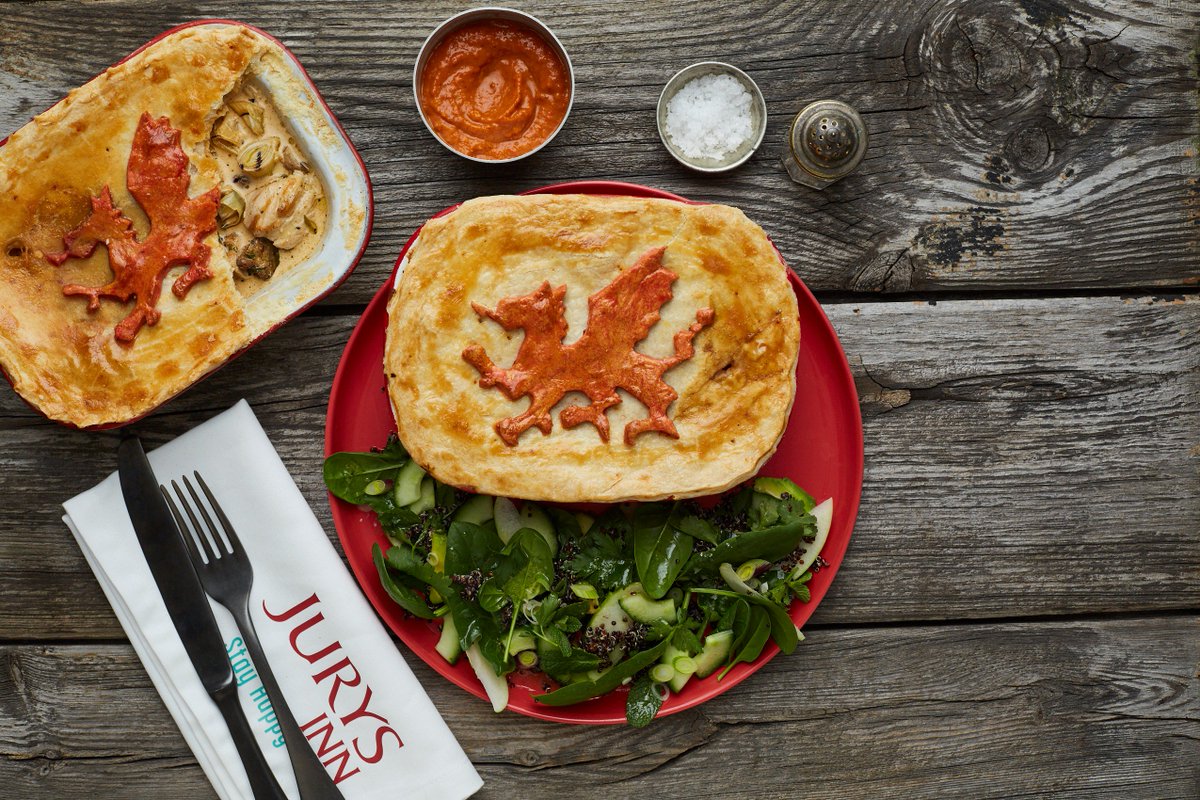 leohotelsukire's tweet photo. Forget the #BeastoftheEast &amp; meet the fearsome Beast of the West! Our Dragon-Flamed Chicken Pie is fiery enough to thaw the last of the ice. Give it a try at @oddsockscdf @juryscardiff for a limited time only #DragonPie @BritPieWeek #britishpieweek #piepride https://t.co/y00XNxDrbC