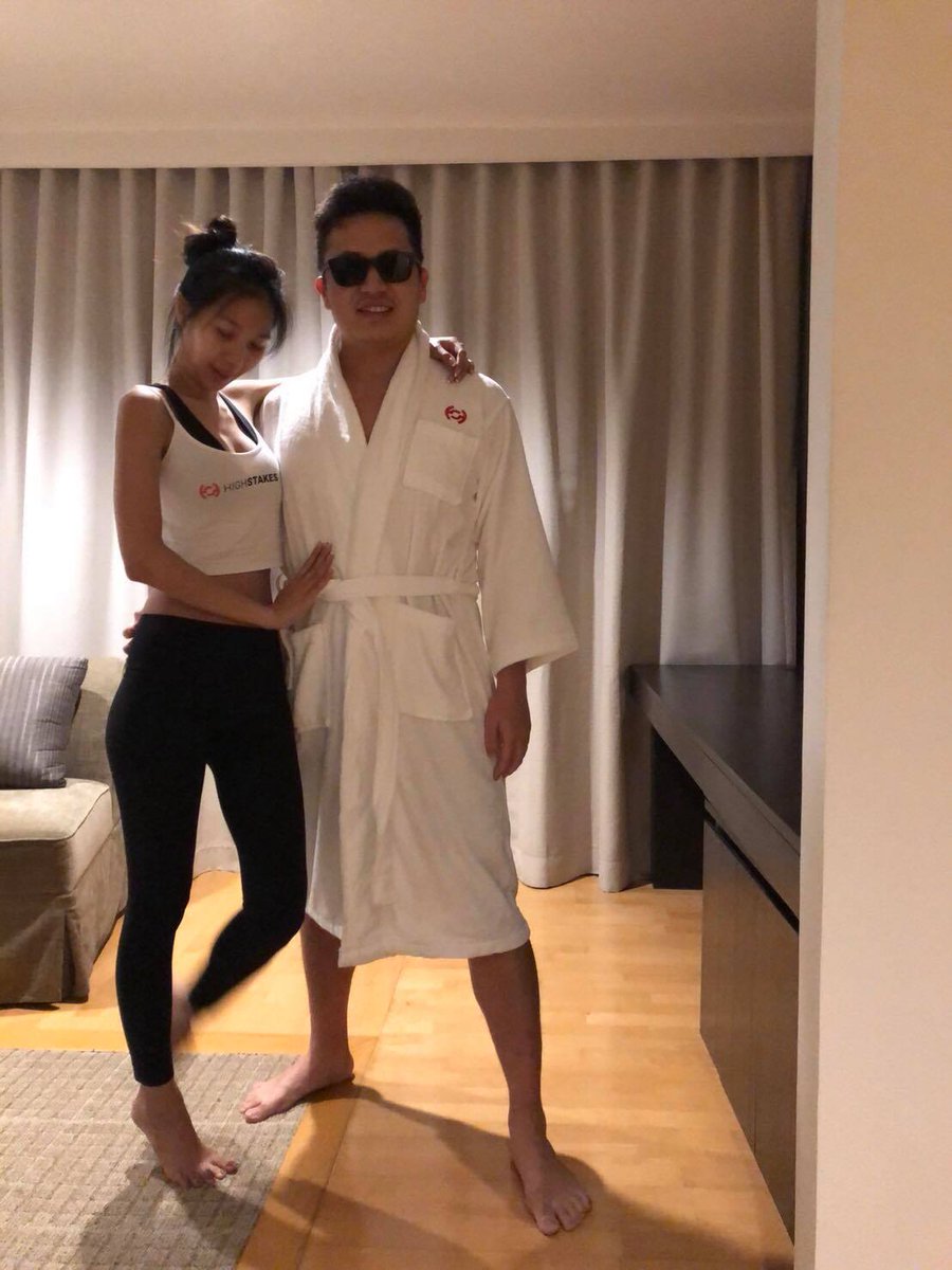 highstakes's tweet photo. Birthday boy @cuntycakes123! #HighStakes #birthday #JasonMo #lifestyle #cryptocurrency #BTC #poker https://t.co/T38CHszbZM
