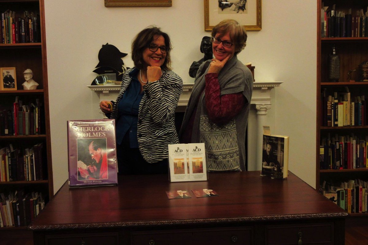 Sat/11-5 @karenbassYA &amp;I sign @AncastrChapters 737Golflink,2TimesaTraitor&amp;SnakeMistake@PajamaPress1 <a href="/dundurnpress/">Dundurn Press</a>