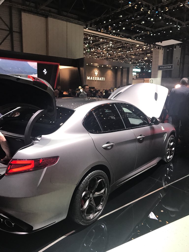 Autohorn's tweet image. #AlfaRomeo with not 1 not 2 but 3 #mattepaint cars on the stand. #gims2018