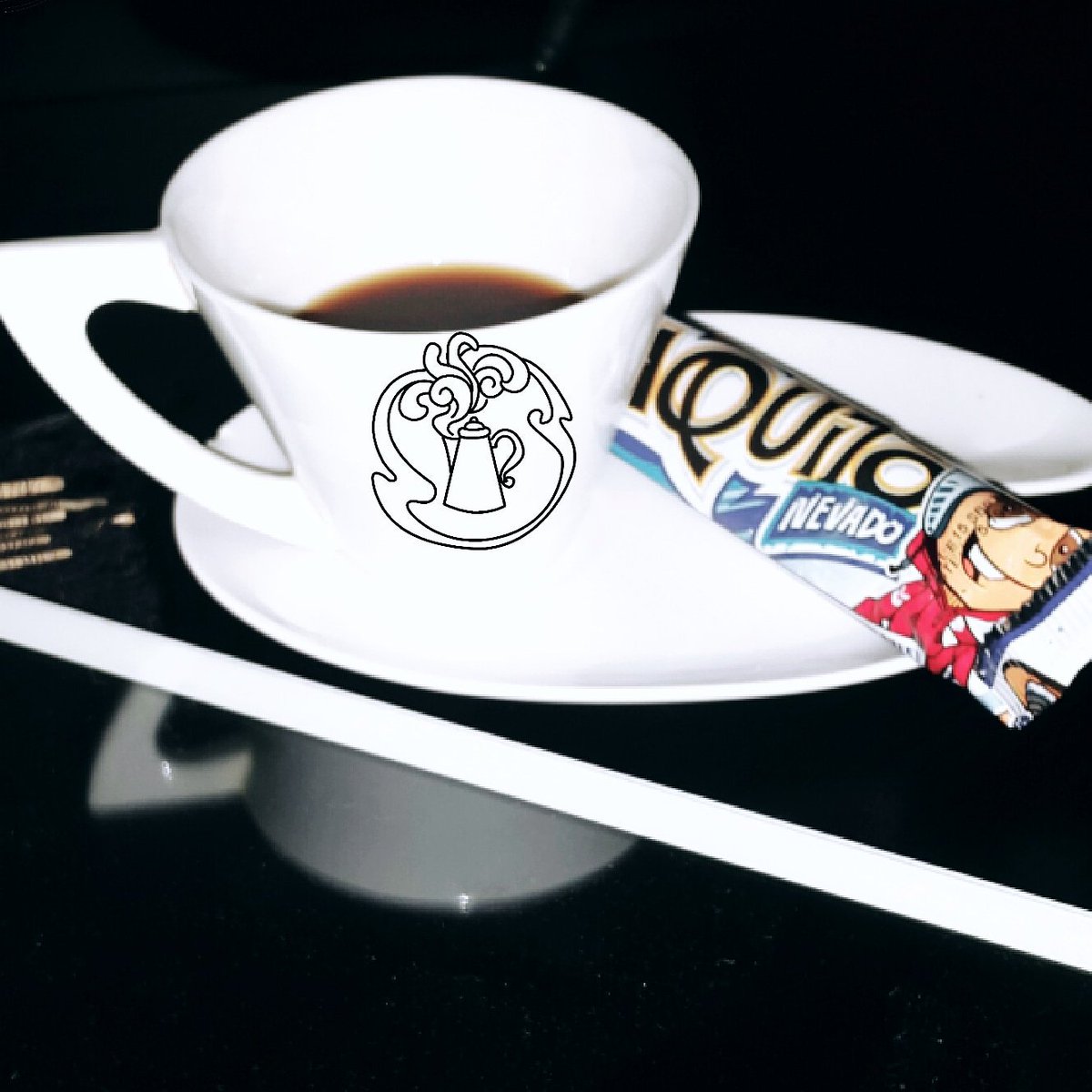 Reinventarse.. nunca rendirse!
☕ recargando energías...
Tú ya te recargaste? #cafemicosa #FelizMiercoles