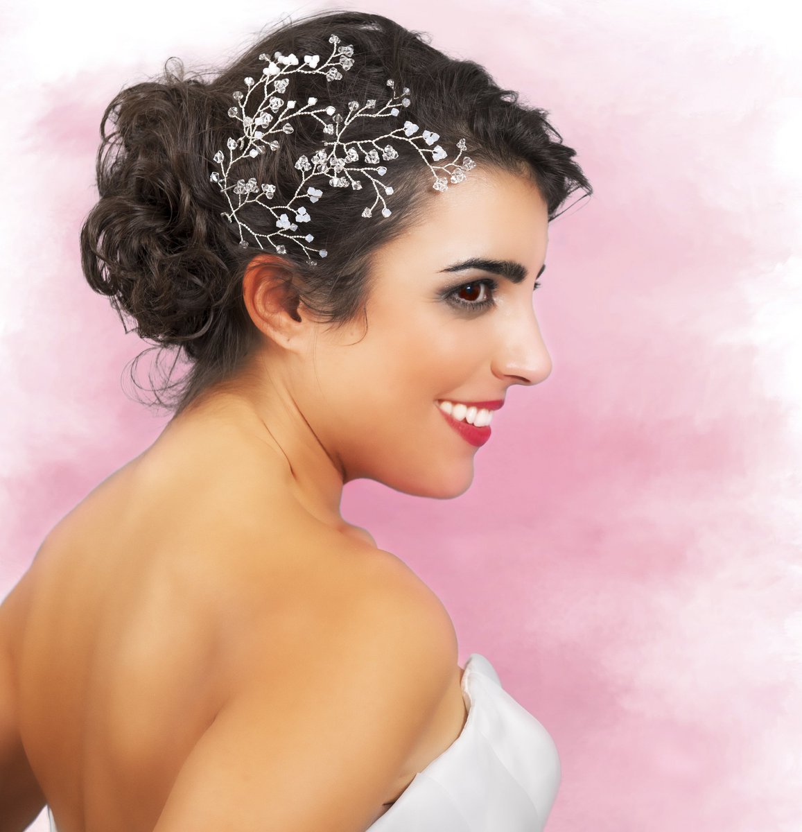 I'm #Inlove with this branching design and I wear it all the time myself! And the best about it: any color and any combination works! Imagine a little red or blue for your upcoming #cocktailparty or in black hugging your head like a #fascinator for your #prom or #galalook 😍😍😍!