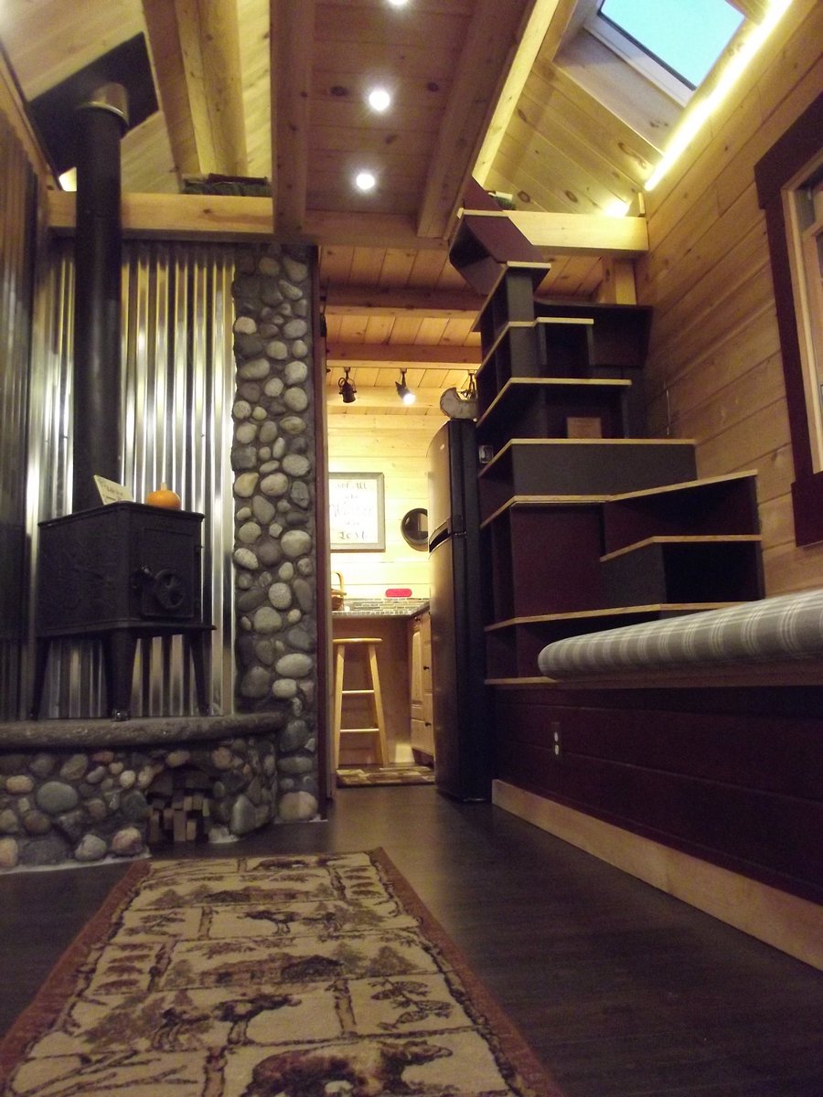 TimberCrunch's tweet image. Log tiny house for sale! #Freedom #tinyhouse #Offgrid