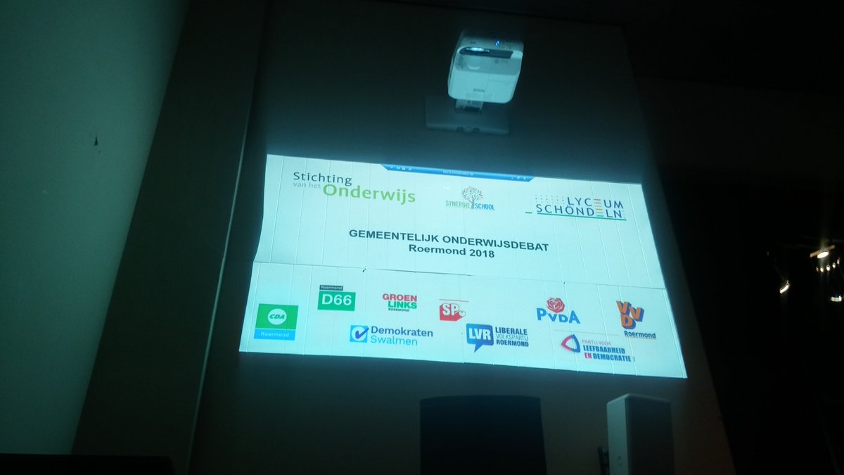 Vanmiddag gemeentelijk onderwijsdebat Roermond 2018 op Lyceum Schöndeln. Namens de PvLD neem ik deel aan het debat.