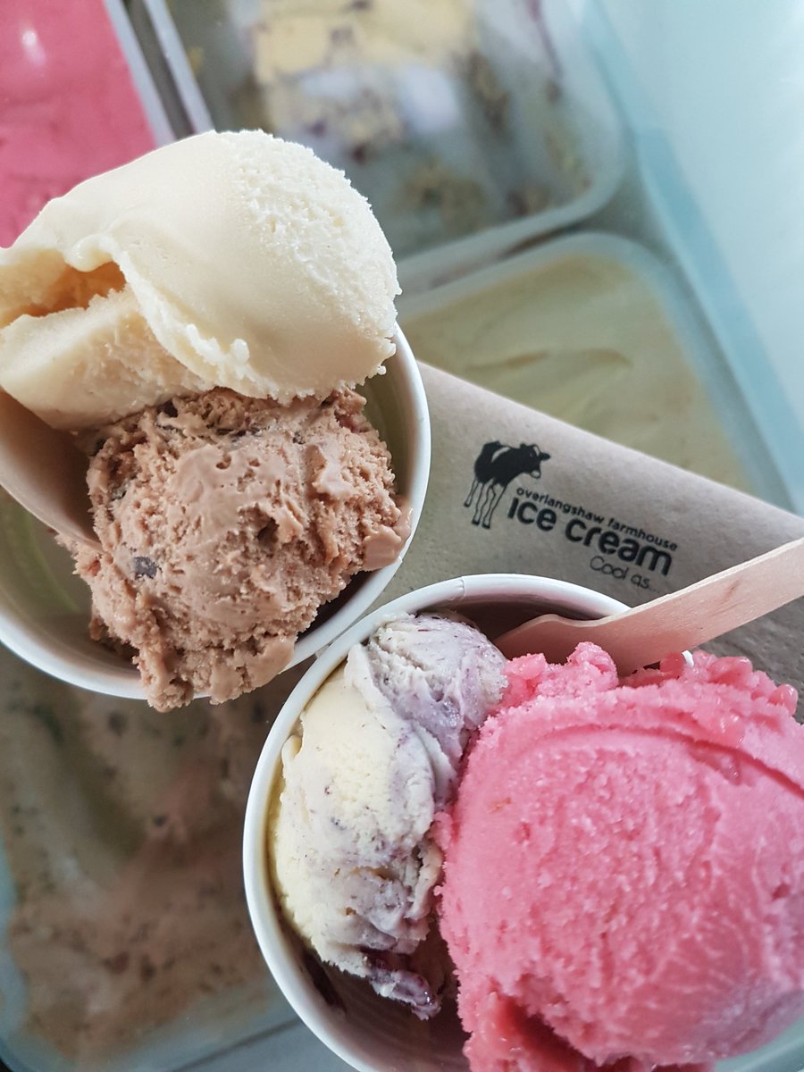 Get your free ice cream here🍦 Hannah makes an excellent networker! #Springwoodhall #kelso #borderevents #BBEVF