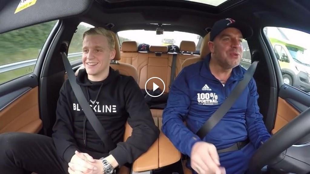 marokko's tweet photo. Van de Beek: 'Praat nog veel met de familie van Abdelhak' (video) - https://t.co/FrFd8lMoSl
 #marokko #atlasleeuwen #donnyvandebeek #ajax #abdelhaknouri #bijandyindeauto https://t.co/fL9Yd5RTZ4