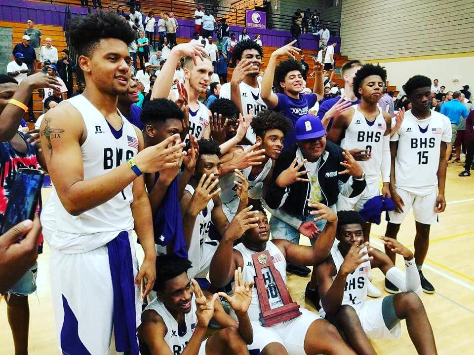 BookerBBall's tweet photo. 🚨🏀🚨 CLASS 6A BOYS 🏀 STATE FINAL 4!🚨🏀🚨
WHAT: FHSAA Class 6A Final 4.
WHO:🤔 #4 Booker🌪 (29-2) 🆚 #1 Leesburg (28-1).
WHERE:🌍 RP Funding Center, Lakeland.
TIME:⏰ 8 p.m., Today
WATCH:📱💻👇🏽
https://t.co/7Dax6rn46i
🌪#BHSNATION🌪 🏆#FINALFOUR🏆 🏀#FHSAA🏀 #1🆚#4 https://t.co/qaf9U9a5Rc
