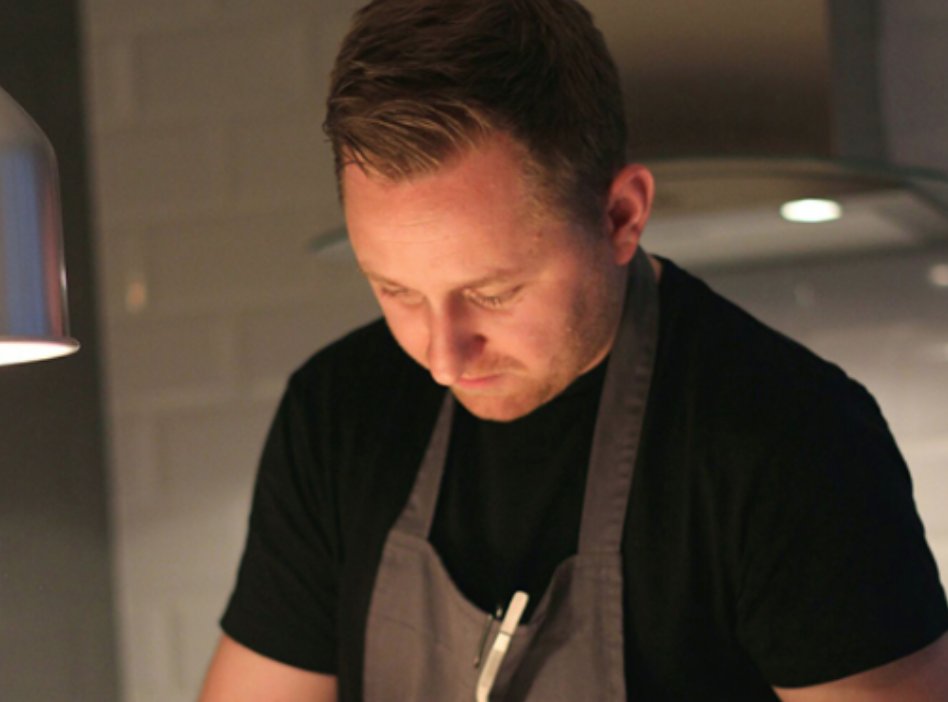 chefsocialuk's tweet photo. The subject of this week's #chef interview is former MasterChef UK Professional's finalist @scottabmfc now Head Chef at Crockers Chefs Table in Hertfordshire >> https://t.co/Xpy7w7Y0fQ << https://t.co/c46S47tN6F