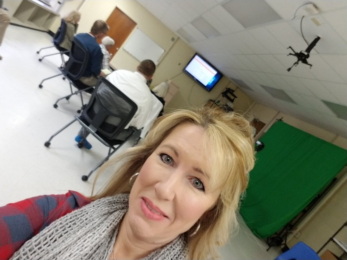 ChristineDGW's tweet photo. Hitting up some sessions... #EdTech teaching other Ed Techs!
Can't wait to share some cool ideas!!! #stimulatingconversations #digitallearning #wednesdaywisdom #nearpod #educational #crestivelearning #creativeteaching #dodeaMAD https://t.co/BPKQmVM0ww