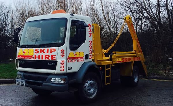 We make #skiphire easy. That's why you can contact us here on Twitter, over on our Facebook: bit.ly/2nspAAf, via our website: bit.ly/2BzaOg4 or you can call us on 0151 637 2233. #Skiptoit Get it #Sorted #Wirral #Merseyside #EllesmerePort #Chester #Cheshire