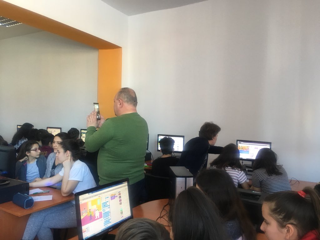 Ianculescu School tweet media