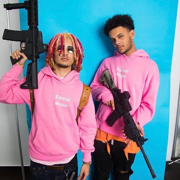 ESSKETTIT tweet media