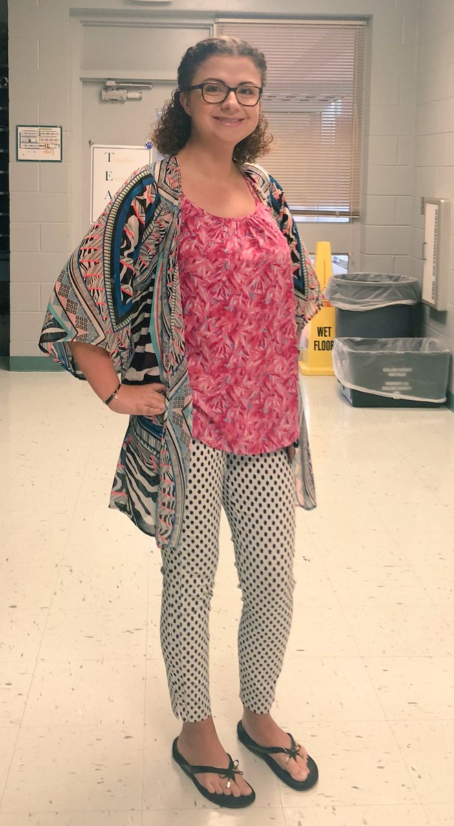 Ms_StabileSLP's tweet photo. So mismatched for Wacky Wednesday!! #ReadAcrossAmerica #WackyWednesday @CESCorkyBear https://t.co/esd3feayjR