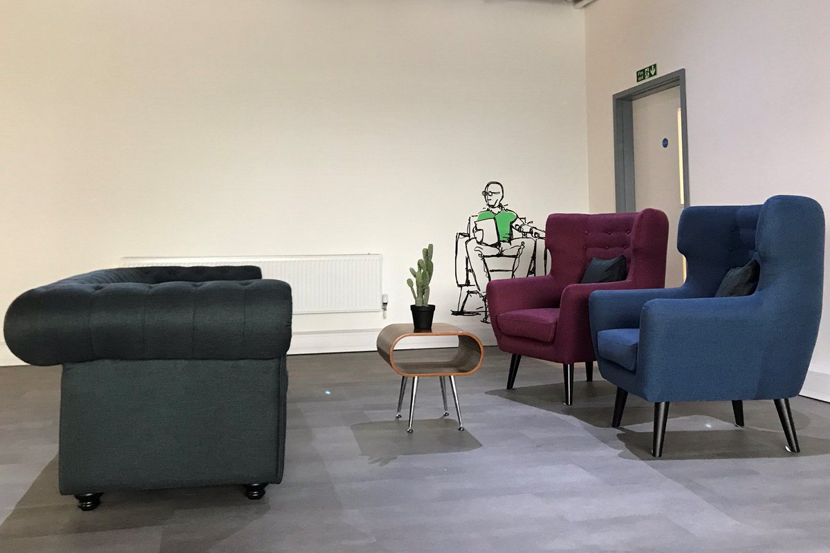Evoke_Creative's tweet photo. Here's a sneak peek at our gorgeous HQ ahead of our launch later this month. We love it! What do you think? (If you want this to be where you come to work every day check out our vacancies page https://t.co/oUdJfFIqaZ) #evokehq #lovemondays #CreativeJobAlert https://t.co/IZllobzKmT