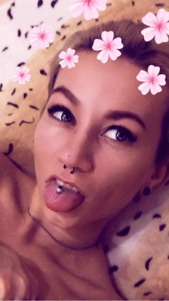 princessAnaRu's tweet photo. Du #Minipimmel Schik Tribut für sexy #herrin #geldherrin #gekdschwein #zahlschwein #zahlsau #theamviwer #blackmail #princess #moneydom #worship @RtServantPig @RidiesPiggy @stupidloserfuck @RTSubBitch @FINmessage https://t.co/iYo54sbvoY