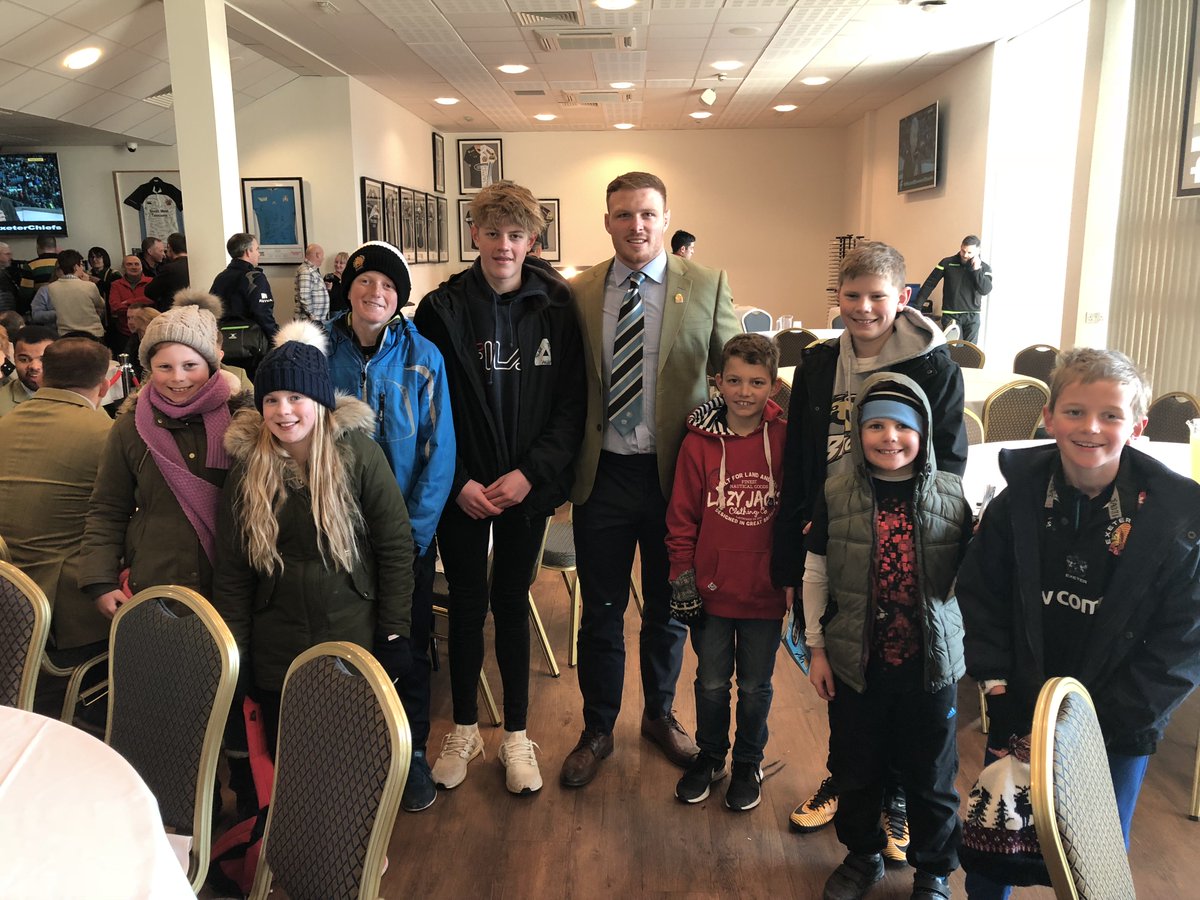 Shaldon pupils, past and present, were thrilled to meet "<a href="/samsimmonds_/">Sam Simmonds</a> , ex Shaldon pupil, now England player at an <a href="/ExeterChiefs/">Exeter Chiefs</a> match last week.  Great inspiration for the pupils to see what you can achieve with #hardwork &amp; #determination #shaldon