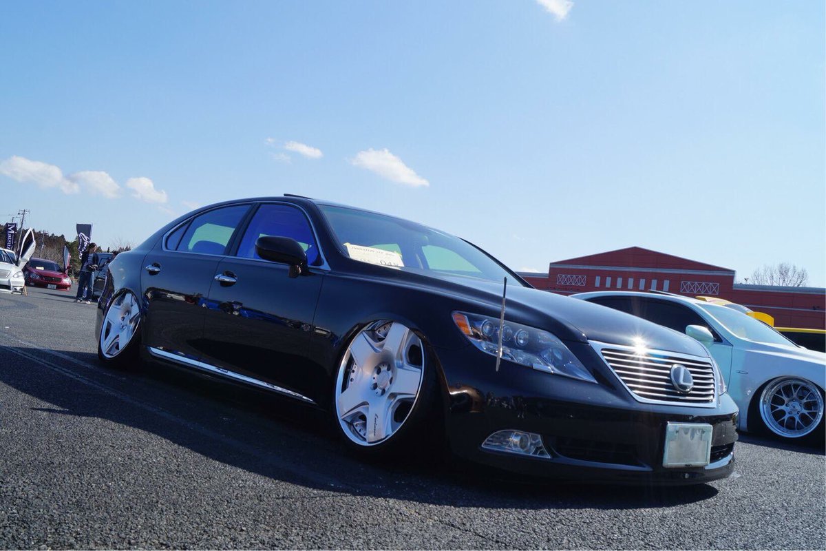 kluxurystyle's tweet photo. .
🚗LS460L
#Lexus #LS460L #USF41 #leftdrive #US #USVIP #simple #low #longbody #lorinser #rsk6 #21in #AIR #ACC #airranner #tdemand #proarm #camber #ultravison #tokyo #japan #LS600 #UVF45 #canon #eos #6dmark2 https://t.co/RnduV1Cjbm