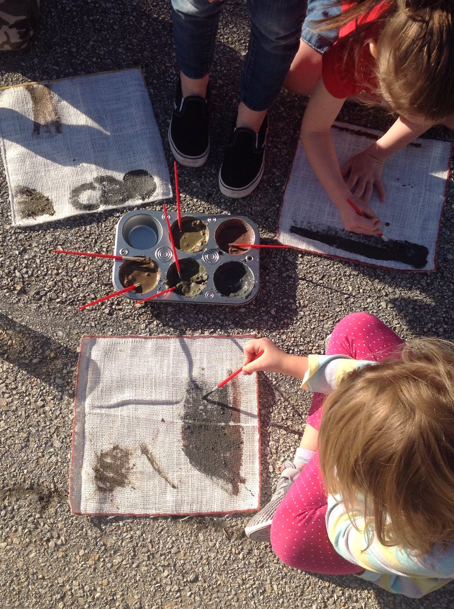 MrsPearson18's tweet photo. Painting about weather using mud/chalk paint. @FSHE_PLC #checkforunderstanding #PrettyInPreK https://t.co/GYIp5OvWL5
