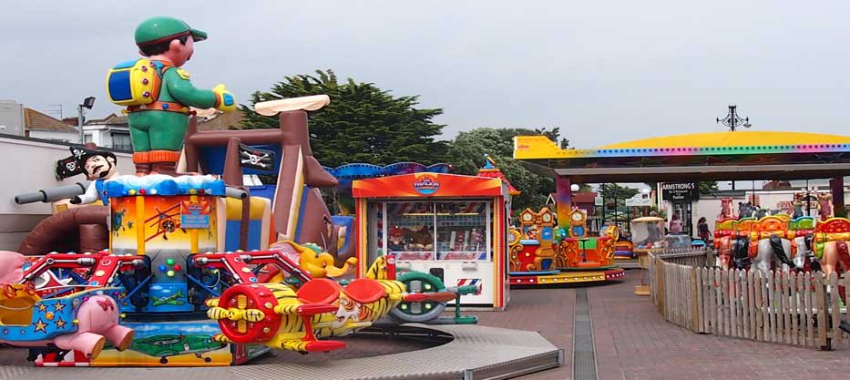 So much to see and do, Clacton-on-Sea a popular seaside resort for holidaymakers The Essex Coast eBook amzn.to/1Bi2y0h