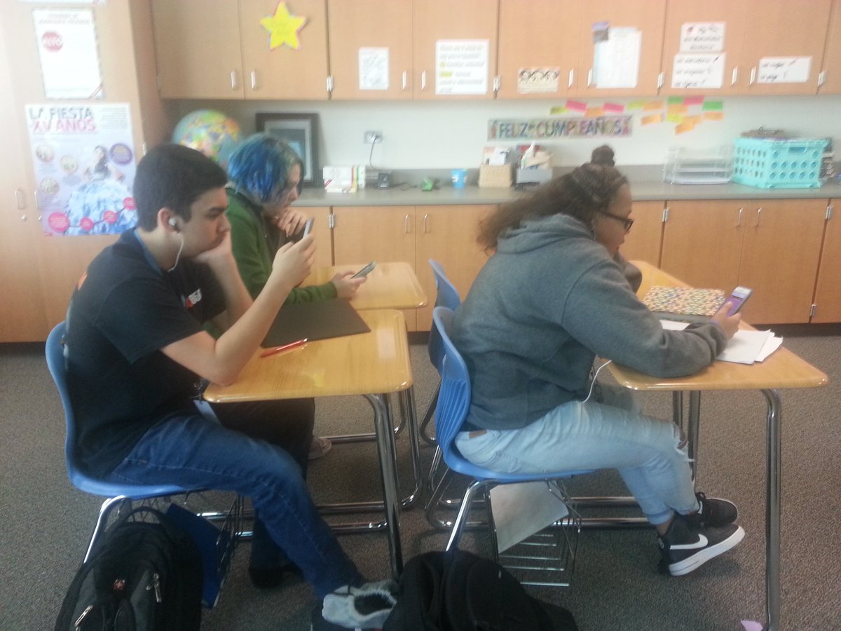 cvhsspanish's tweet image. Quizizz review #SuccessCSISD    #CVHSTwolves