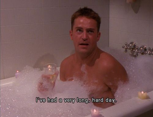 The last thing you want to see when you are getting ready for a long soak at the end of the week is a grime in your bath tub. Make sure to use these handy tips to ensure your tub is sparkling for the next time you need to kick your feet up : ow.ly/WhN030iO47p #CleaningTips