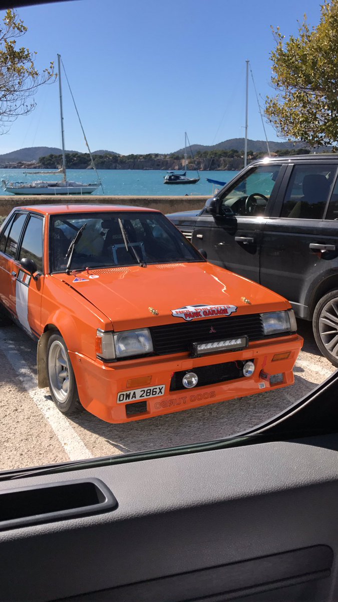 joonaa_46's tweet photo. Empiezan a llegar los primeros participantes del @OrisRallyClasic  @MallorcaRallye https://t.co/kkjmh8d335