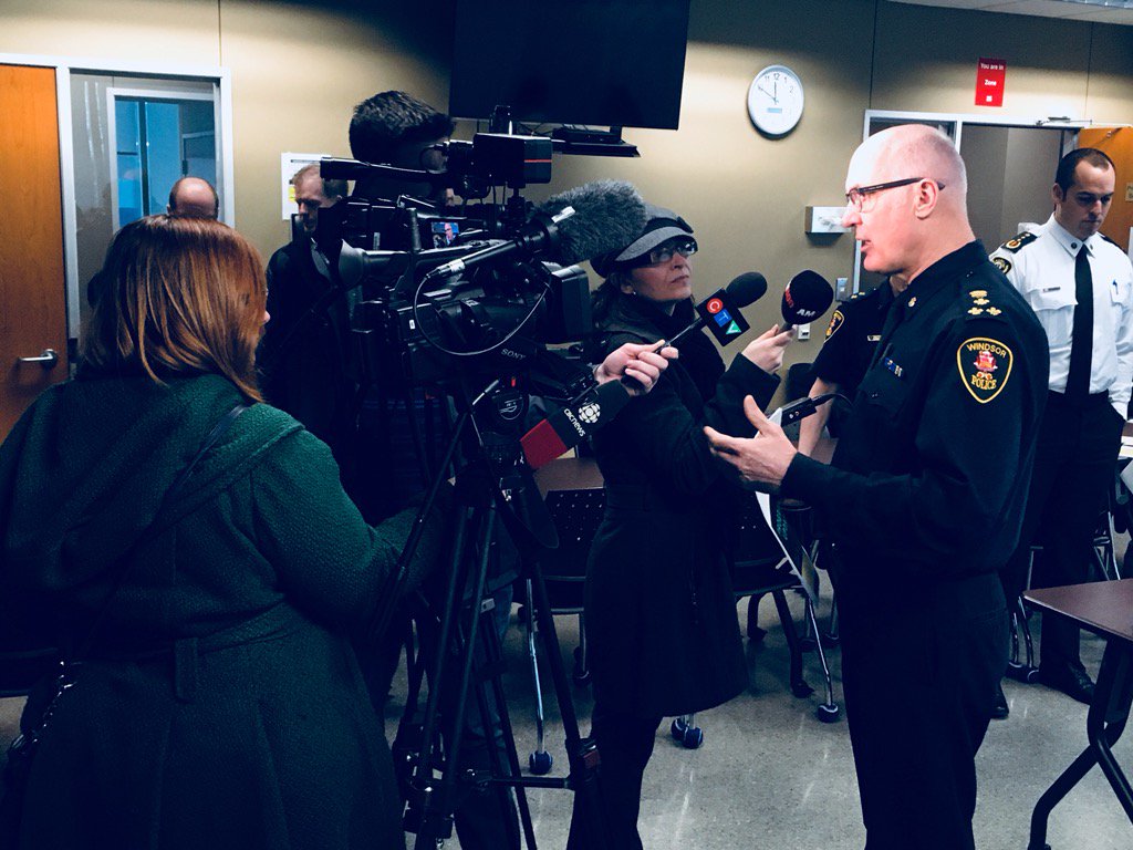 WindsorEssexCAS's tweet photo. At the #situationtable working with agencies to create a collaborative approach to community safety. @WindsorPolice https://t.co/oh1fZmEmim