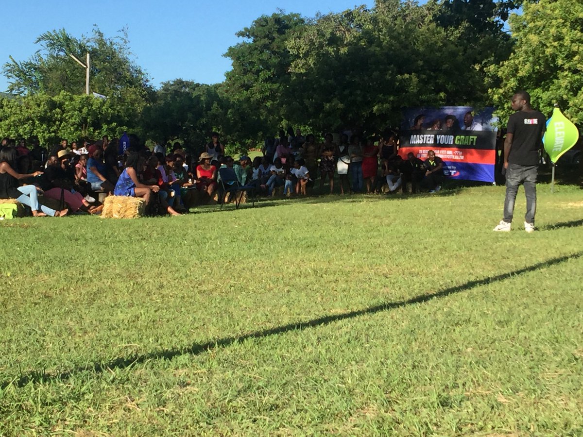magiemimz's tweet photo. Current situation@ @jneshena1 @fayaz_king @vcafricauni @elevateyouthsw.... i5hublaunch @Africa_Univ https://t.co/2aSvFIKotU