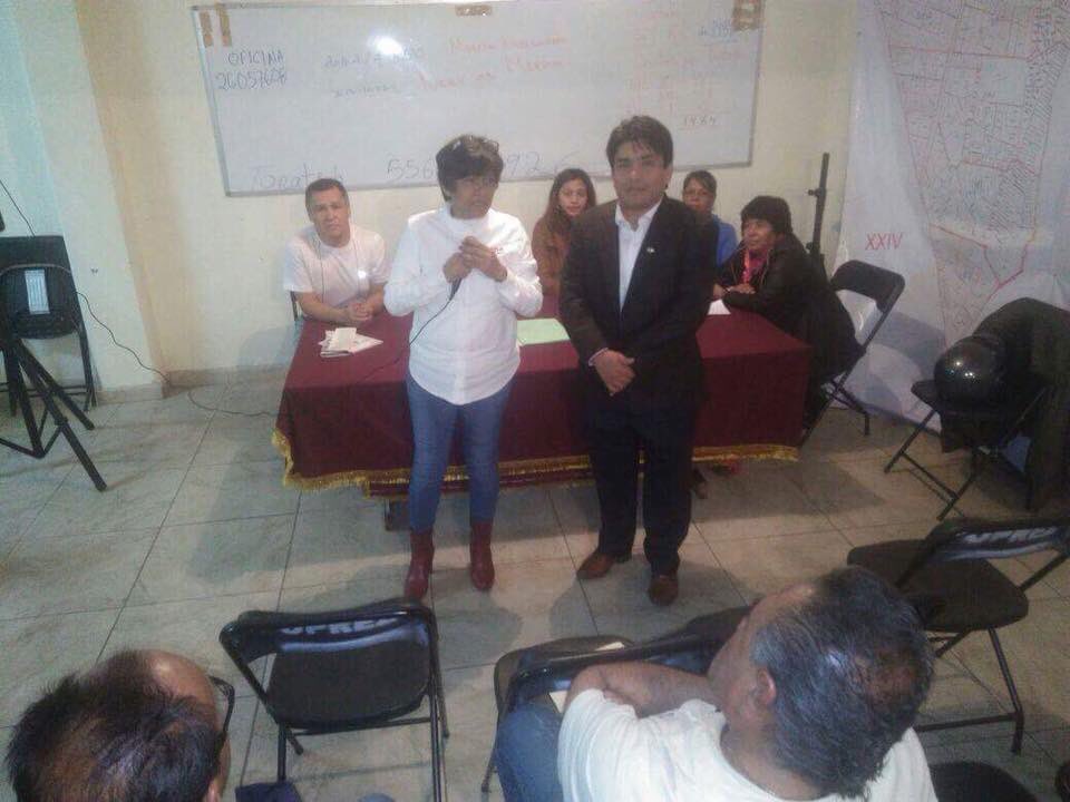 prensasenadorMB's tweet photo. “Hace un poco más de 20 años inicié mi militancia partidaria, ganando el Dto. XX y la presidencia mpal. en Neza. Hoy vamos de vuelta a nuestro origen. Gracias Elizabeth Nava por la invitación.”
@MarlonBerlanga @PT_Morena https://t.co/4MtVRs4wCs